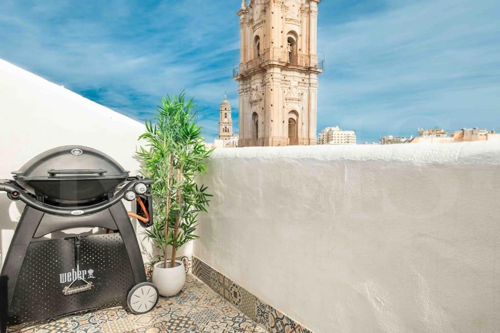 Private Terrace, Barbecue & Cathedral View By Rems Apartment มาลากา ภายนอก รูปภาพ
